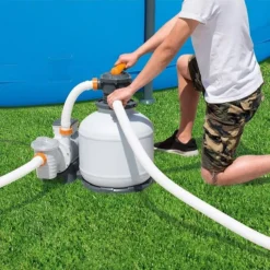 Filtre à Sable Complet Bestway Flowclear 11,355 M³/h -Intex Soldes Boutique 58486 filtre sable flowclear ambiance min