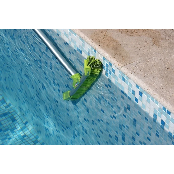 Balai De Piscine Pour Surfaces Dures Kerlis XPRO 1 Balai De Piscine Pour Surfaces Dures Kerlis XPRO